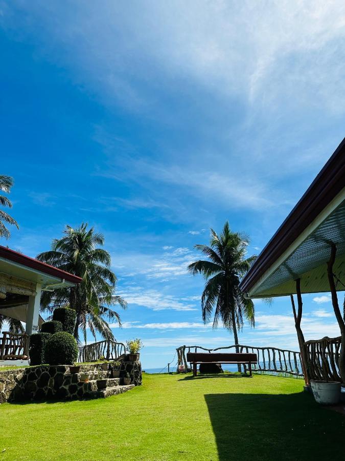 Tongatok Cliff Resort Mambajao Exterior foto